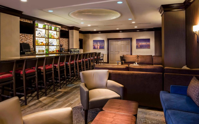 DoubleTree by Hilton Hotel Jacksonville Riverfront