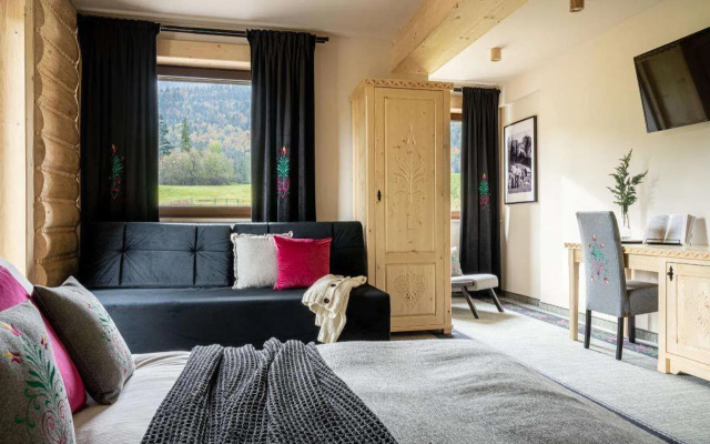 Highlander Heart Residence