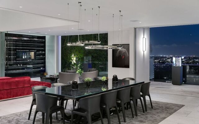 St Ives Modern