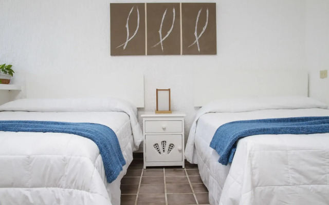Las Gaviotas Hotel & Suites