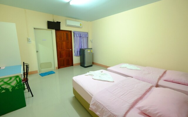 Baansetthanan Apartment