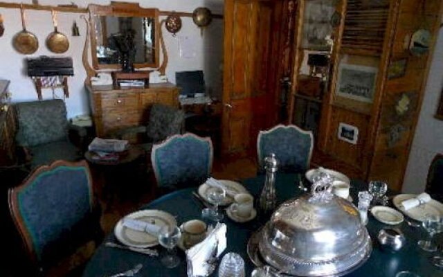 Alacoque B&B Revolution