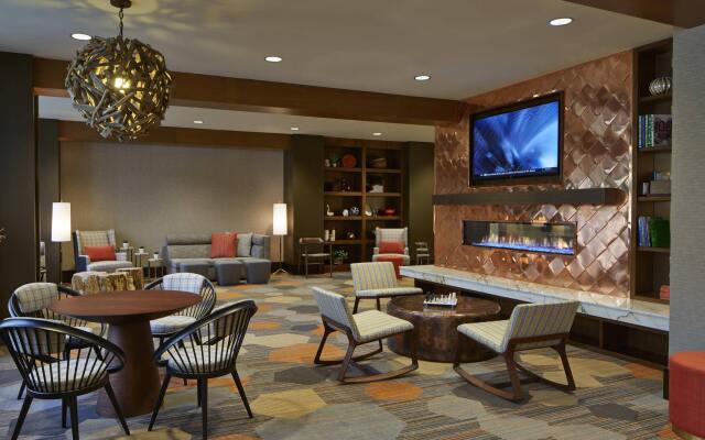 Courtyard by Marriott Lake George