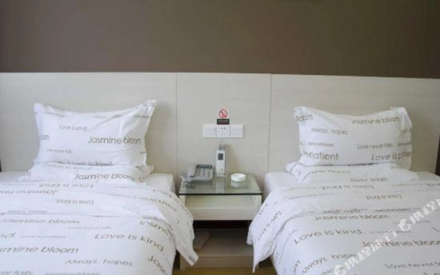 Moli Huakai Chain Hotel Huanggang Yuwang City