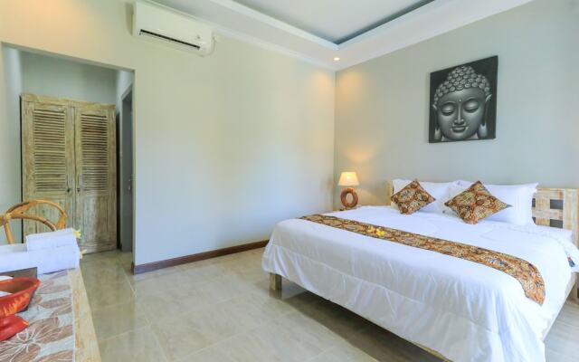 D Anyar Stay and Surf