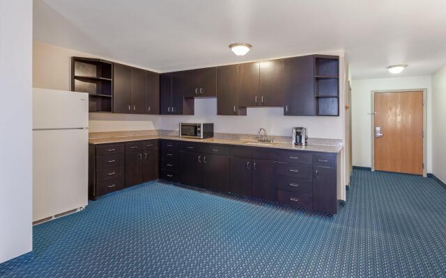 Holiday Inn & Suites Pharr