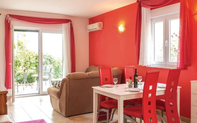 Awesome Apartment in Makarska With 1 Bedrooms and Wifi