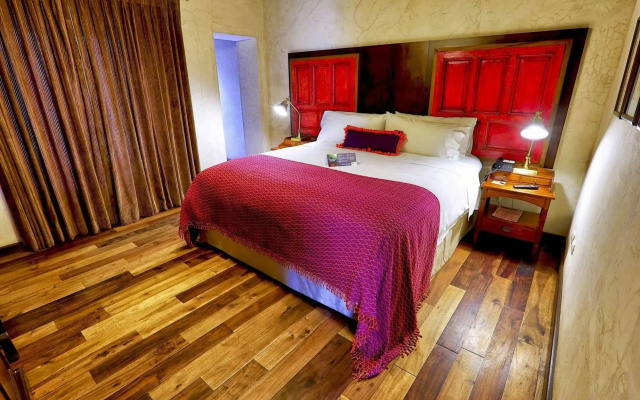 Pensativo House Hotel