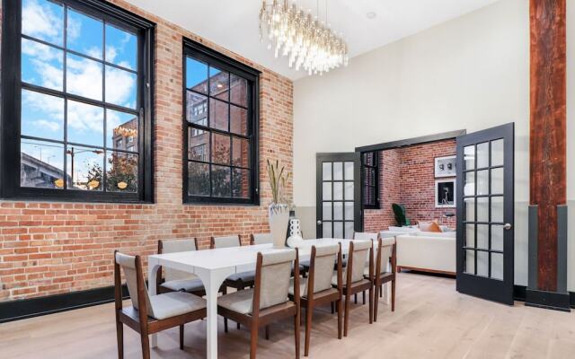 Roami at The Brassline