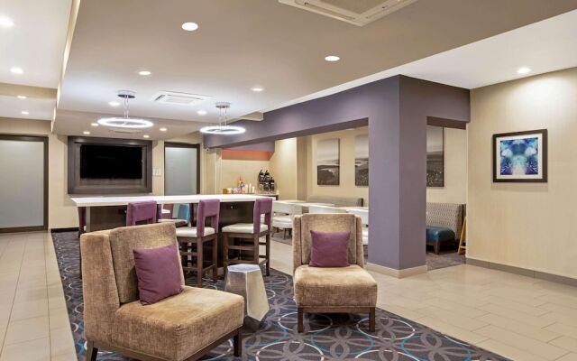 La Quinta Inn & Suites Fayetteville