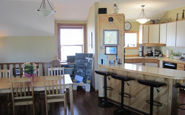 5th Avenue Bed & Breakfast