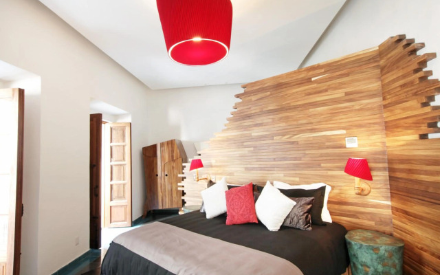 Del Carmen Concept Hotel