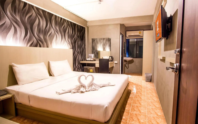 B2 Lanna Boutique & Budget Hotel
