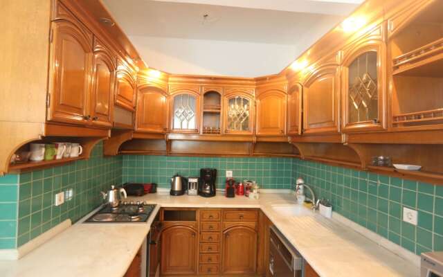 Luxury 4+1 Apt @ Nisantasi