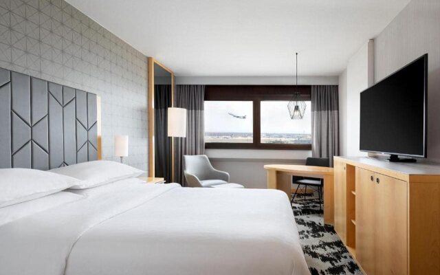 Sheraton Frankfurt Airport Hotel & Conference Center