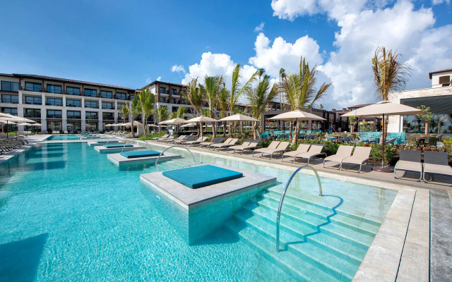 Lopesan Costa Bávaro Resort Spa & Casino - All Inclusive