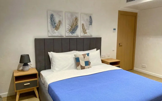 Йо Плейс на улице Уральская, д. 75/6