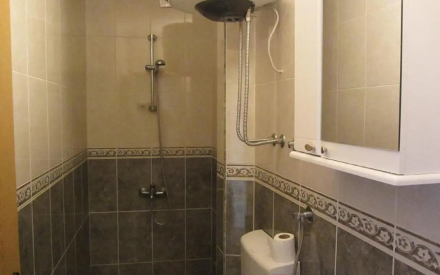 Apartment on Vitodolska 4