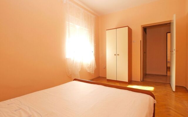 Apartment 1157