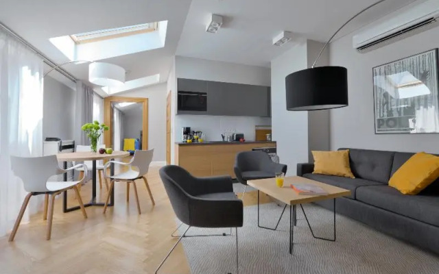 Stradonia Aparthotel