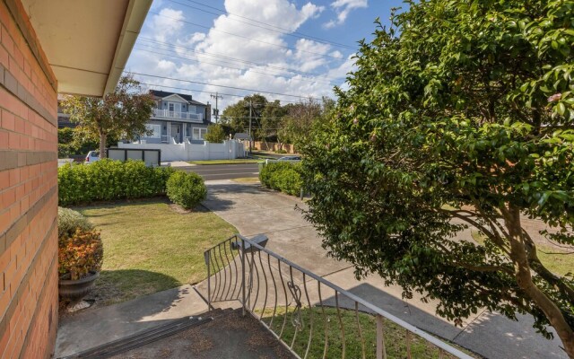 StayAU 2BRM Beach Family House Hampton