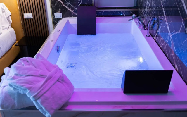AlbaDea Suite&Jacuzzi