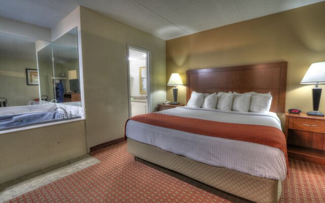 Crossroads Inn & Suites