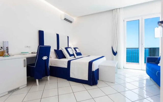 Hotel Bristol