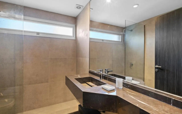 La Vie Suite Madero