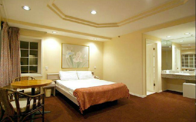 Wilshire Crest Hotel Los Angeles