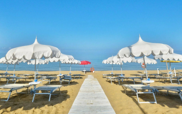 Hotel Mareluna