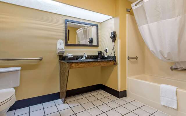 Quality Inn Laurinburg