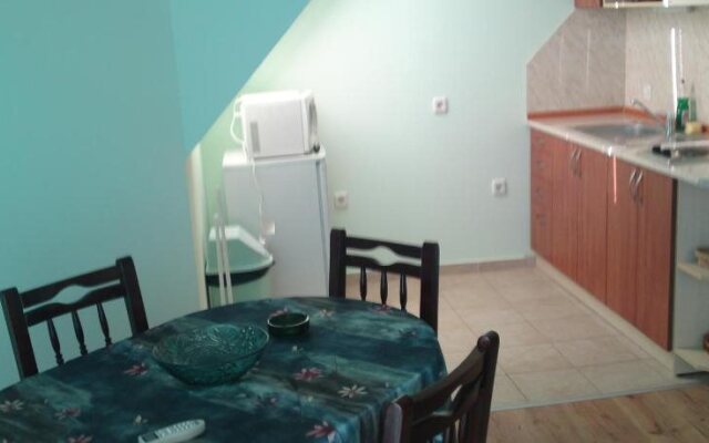 D&C Apartments in Garden of Eden