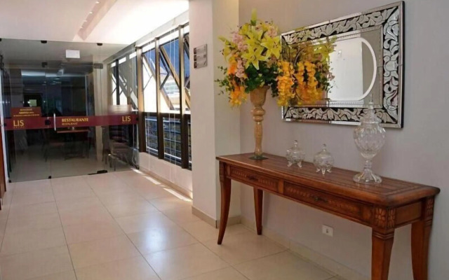 Lis Hotel
