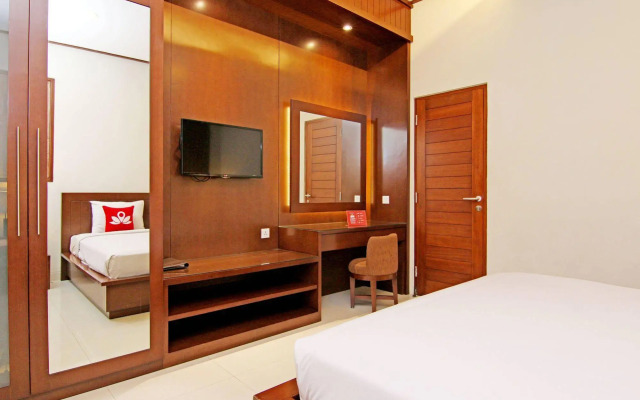 ZEN Rooms Kuta Inn