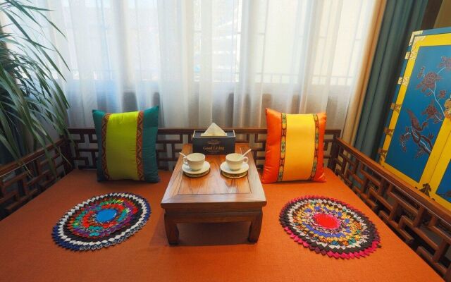Hua Linglong Courtyard Inn
