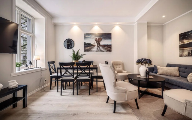 Meltzers Apartment