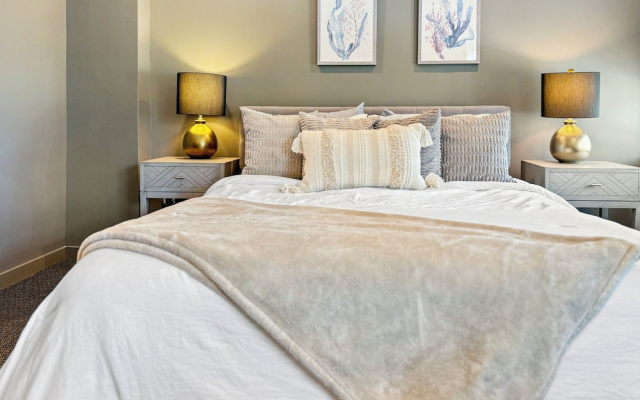 Daniella's Suites
