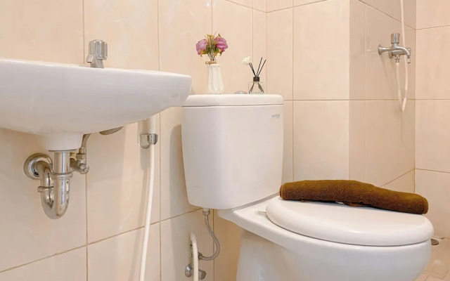 Strategic And Restful 2Br Springlake Summarecon Bekasi Apartment