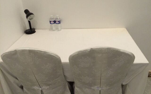 Chateau de la Rocherie Nevers Nord / Varennes-Vauzelles