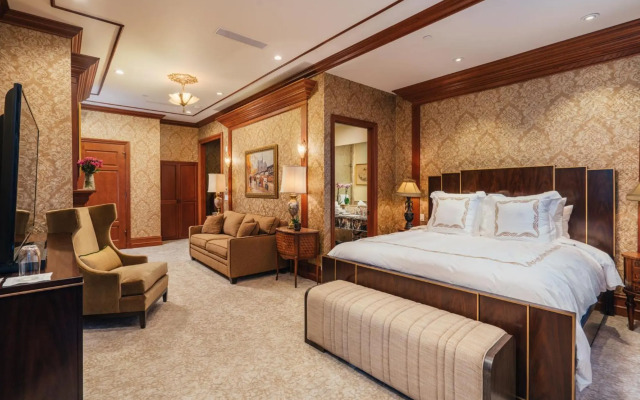 Neighbourgood Sutter Mansion