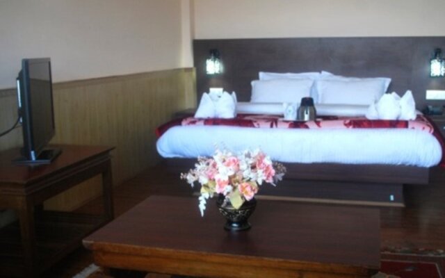 Jain Retreat and Resort Pvt Ltd, ROYAL ORCHID AND SPA