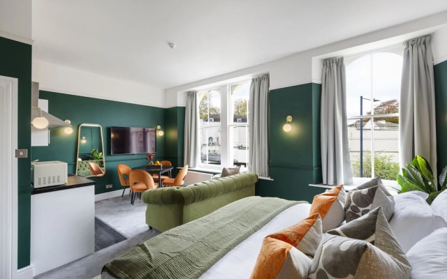 Your Apartment Clifton House