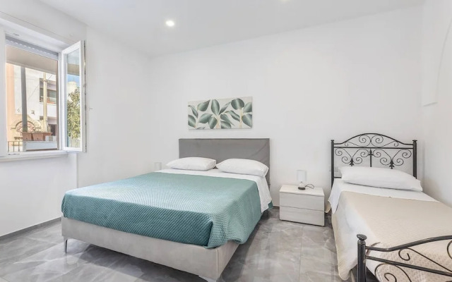 Sole Apartment 1 - Central Marina With Modern Furnishings