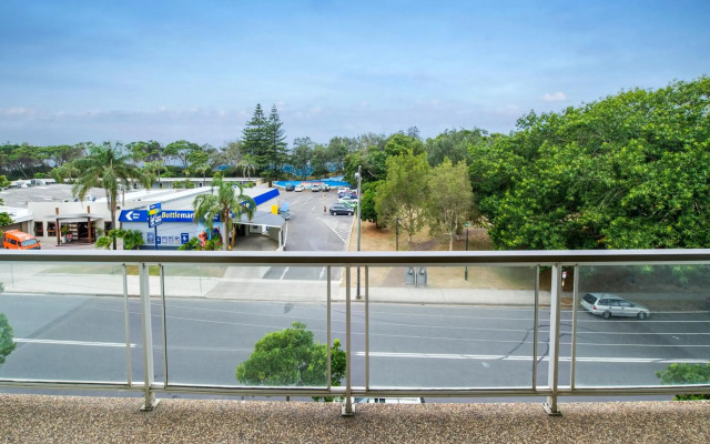 Tradewinds Apartments