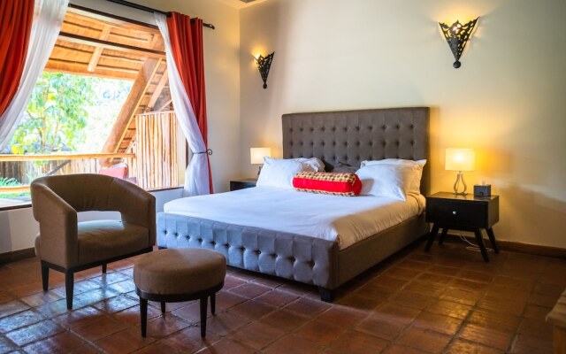 Le Petit Village Hotel & Spa