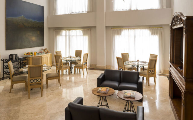 Camino Real Hotel & Suites Puebla