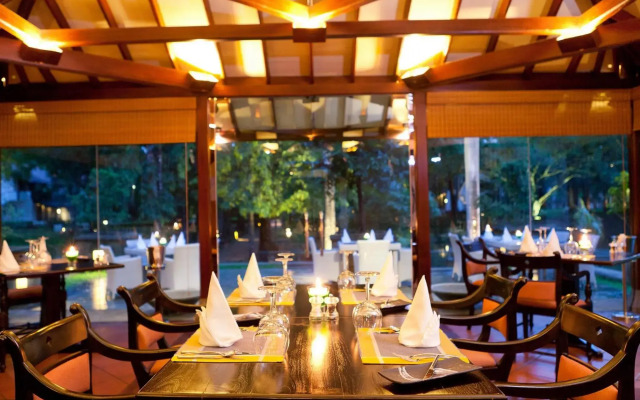 Cinnamon Lodge