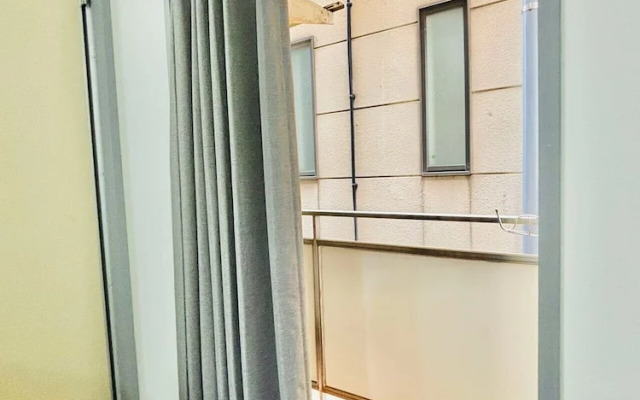 GLOU Shinjuku Family