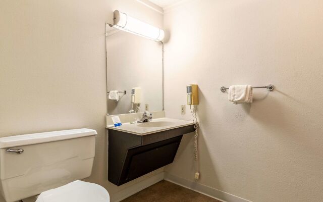 Value Inn Kenosha I-94 - Exit 344